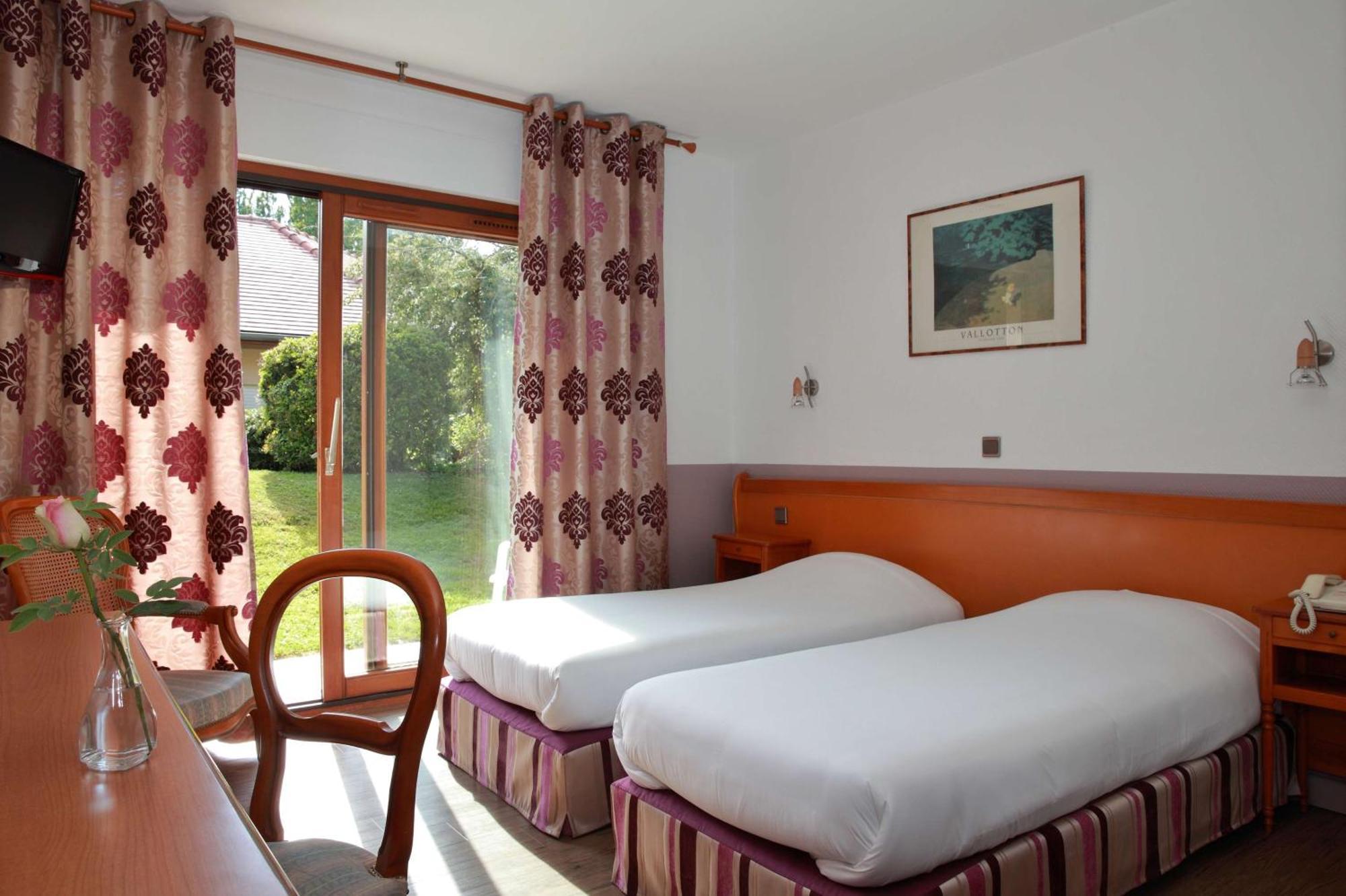 Sure Hotel By Best Western Saint-Quentin Ouest Le Pot D Etain Holnon Exterior foto